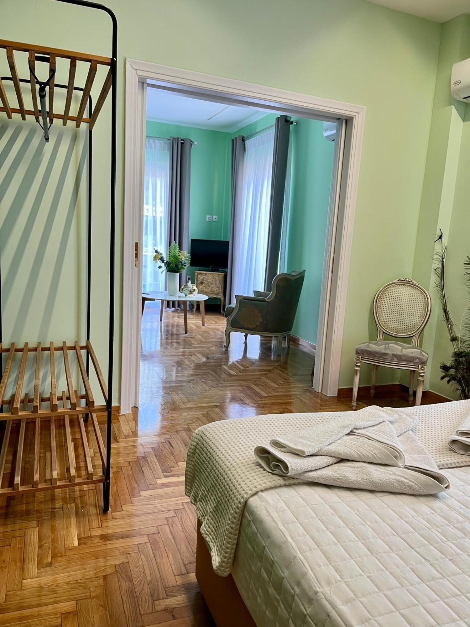 Olympian Zeus Apartments Athena Bagian luar foto